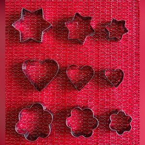 9 piece cookie cutter set